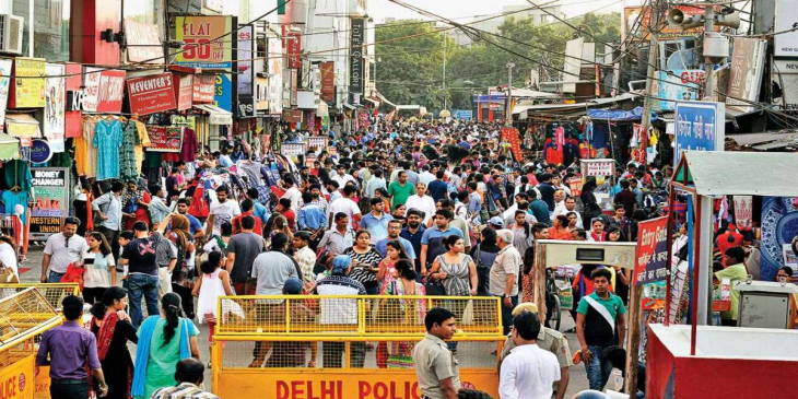 Crowds shopping at Lajpat Nagar Market Delhi