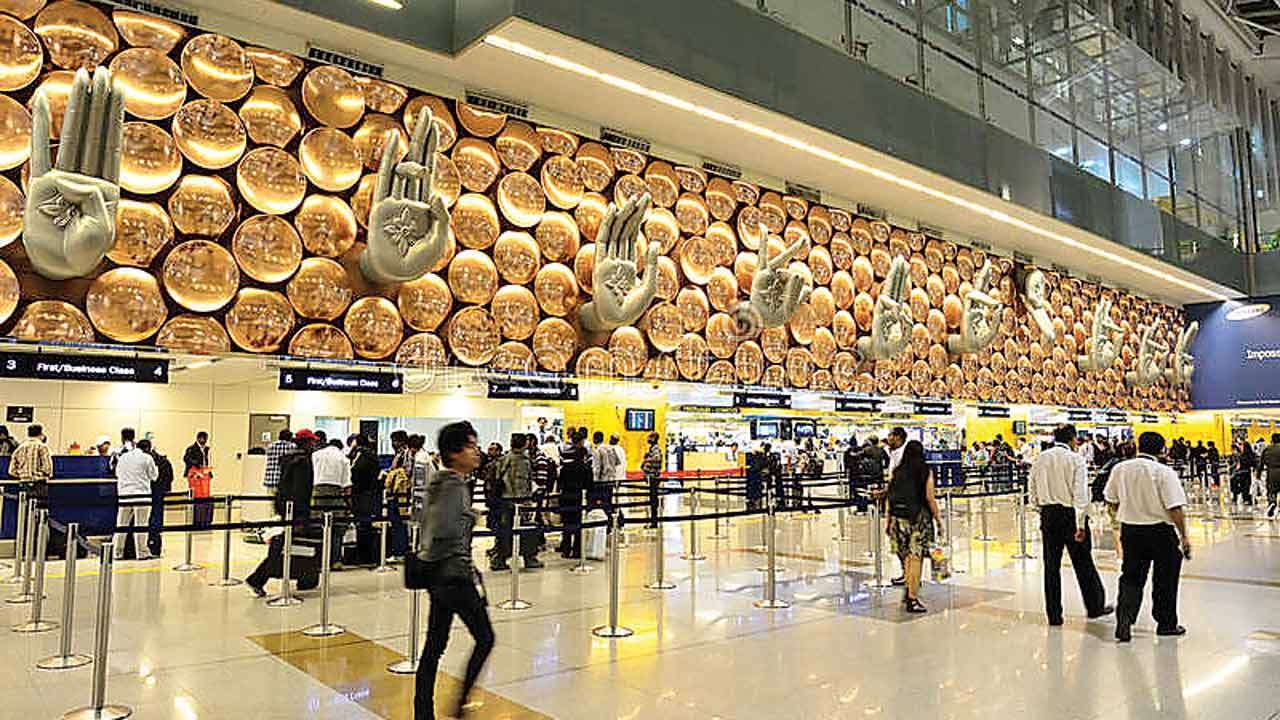 Solo female traveler at Delhi Airport late night